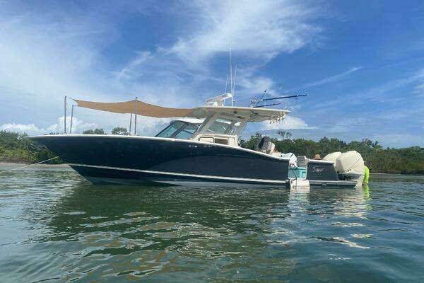 Scout 320 LXF Yacht For Sale