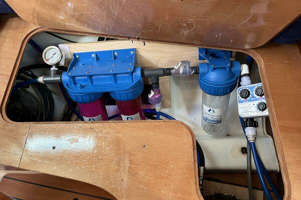 Dream 33ft Beneteau Yacht For Sale