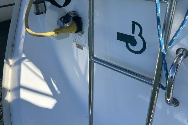 Dream 33ft Beneteau Yacht For Sale