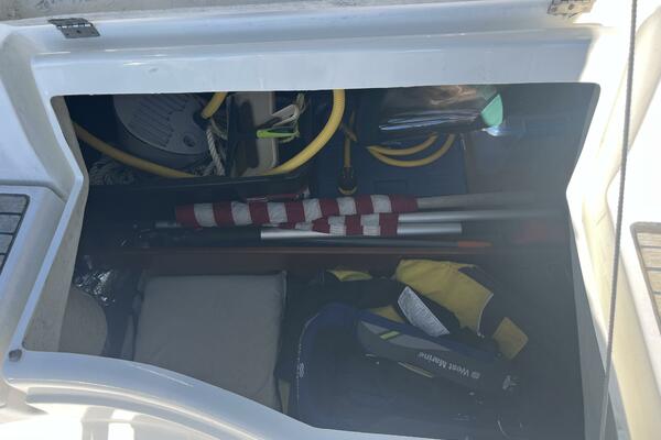 Dream 33ft Beneteau Yacht For Sale