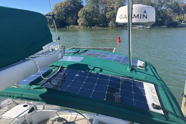 Dream 33ft Beneteau Yacht For Sale