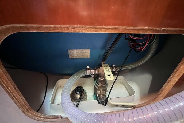 Dream 33ft Beneteau Yacht For Sale