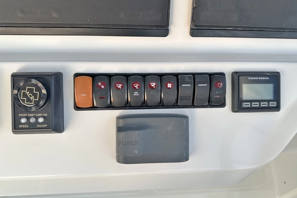 Sabre 48 Flybridge Sedan Yacht For Sale