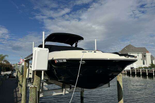 23-ft-Stingray-2019-234LR- Brick New Jersey United States  yacht for sale