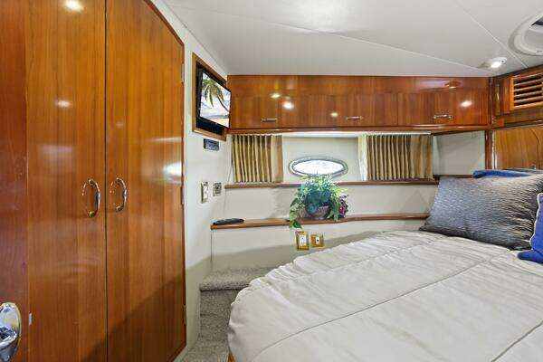 Carver 466 Motor Yacht Yacht For Sale