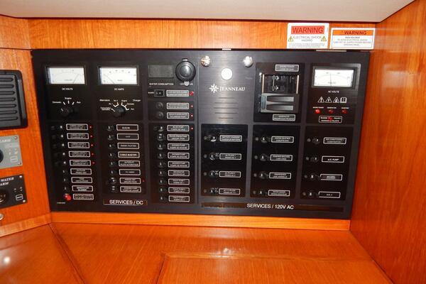 PANACHE 54ft Jeanneau Yacht For Sale