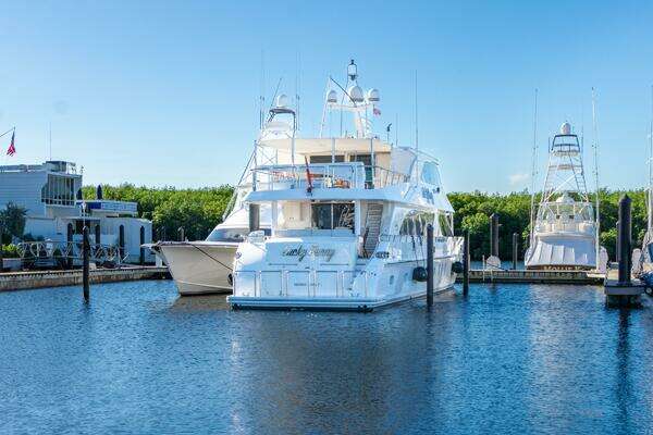 Hargrave Sky Lounge Yacht For Sale
