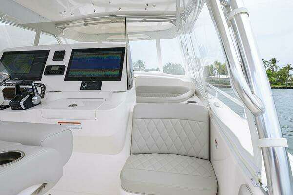 Intrepid Valor Yacht For Sale