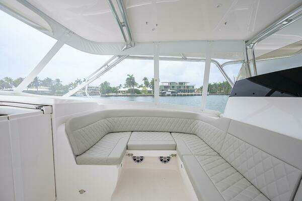 Intrepid Valor Yacht For Sale