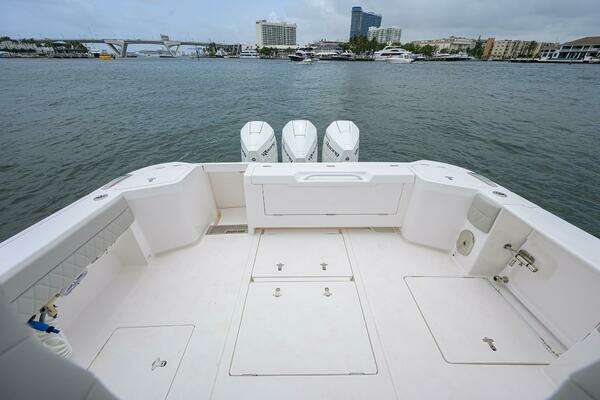 Photo of the 2023 Intrepid 41 Valor "41' Intrepid 2023"