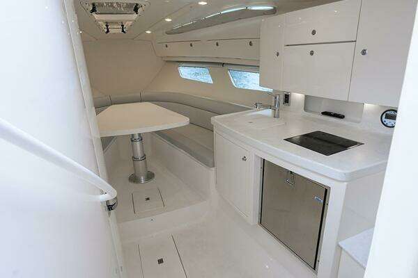 Intrepid Valor Yacht For Sale