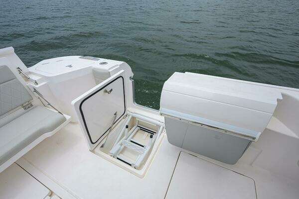 Intrepid Valor Yacht For Sale