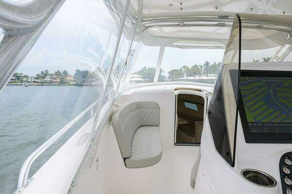 Intrepid Valor Yacht For Sale