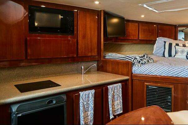 Egg Harbor Predator Express Yacht For Sale