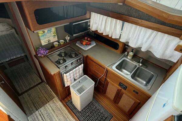 Bayliner 3870 Motoryacht Yacht For Sale