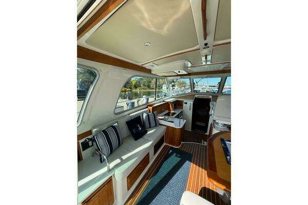 Back Cove 37 Yacht For Sale
