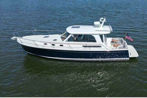 Back Cove 37 Yacht For Sale