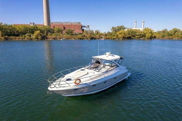 40-ft-Regal-2009-Commodore 4060- TORONTO Ontario Canada  yacht for sale