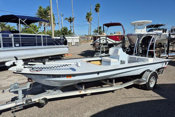 19ft East Cape Yacht For Sale