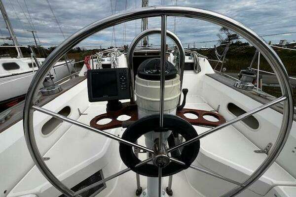 Photo of the 1987 Sabre 34 Mark II "Odyssey"