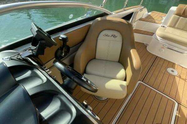 Photo of the 2014 Sea Ray 260 SunDeck "Cool Vibe"