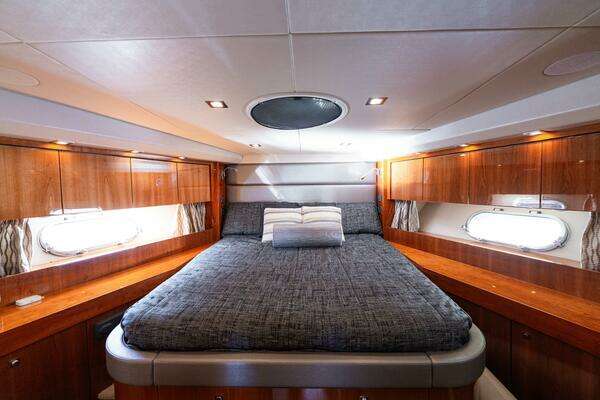 Sunseeker Predator 60 Yacht For Sale