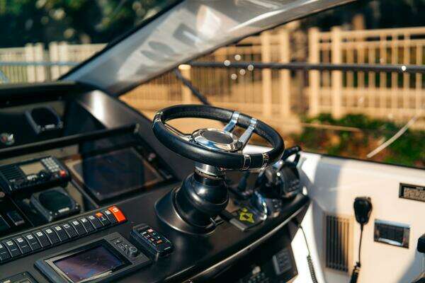 Sunseeker Predator 60 Yacht For Sale