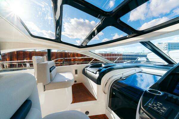 Sunseeker Predator 60 Yacht For Sale