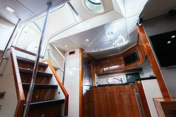 Sunseeker Predator 60 Yacht For Sale