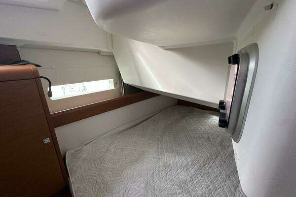 Jeanneau Sun Odyssey 479 Yacht For Sale