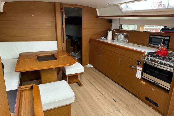 Jeanneau Sun Odyssey 479 Yacht For Sale