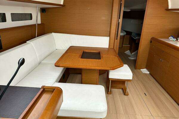 Jeanneau Sun Odyssey 479 Yacht For Sale