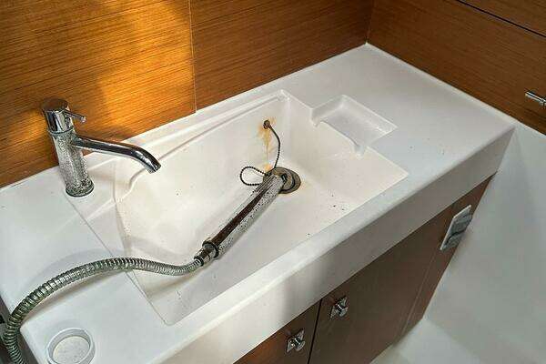 Jeanneau Sun Odyssey 479 Yacht For Sale