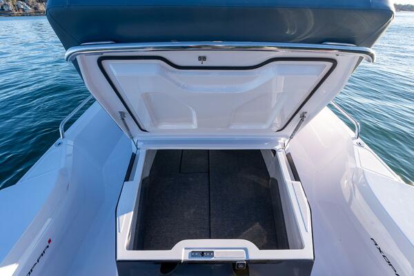 Axopar 29 Cross Cabin Stock 47 29ft Axopar Yacht For Sale