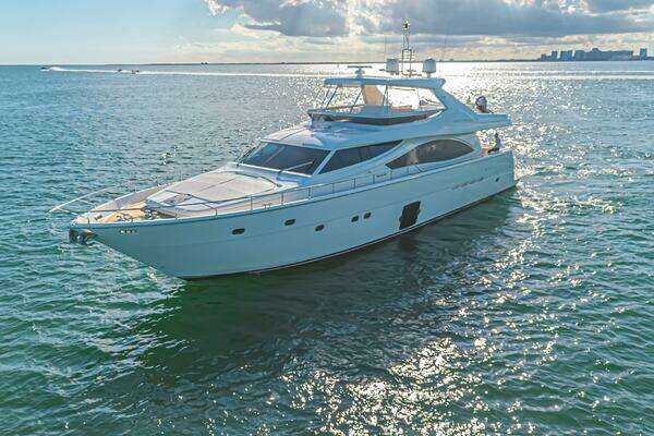 2011 Ferretti Yachts 83