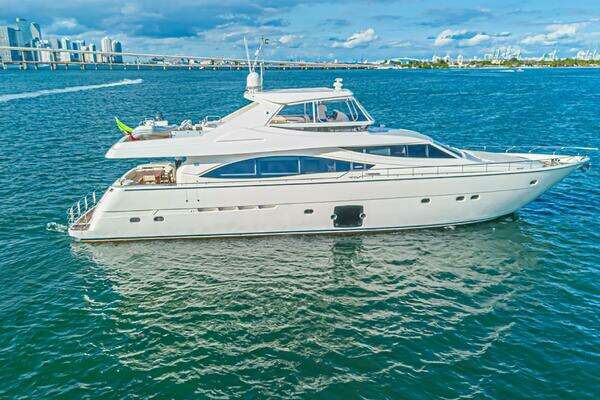 2011 Ferretti Yachts 83