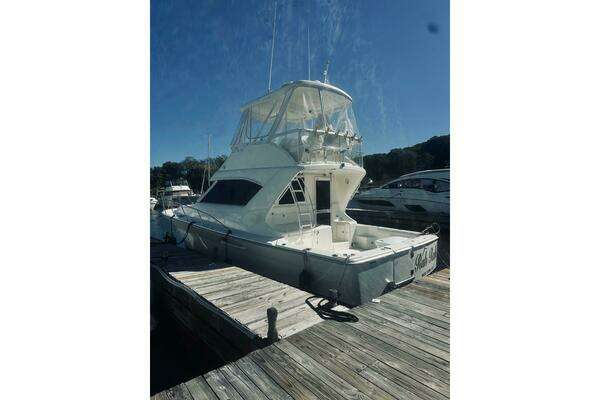 Photo of the 2000 Riviera 40 "Rah Rah"