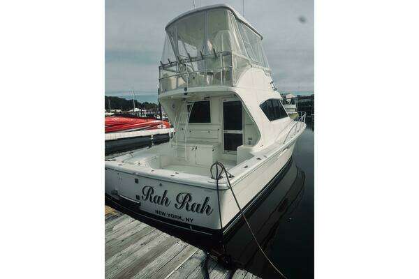 40-ft-Riviera-2000-40-Rah Rah Glen Cove New York United States  yacht for sale