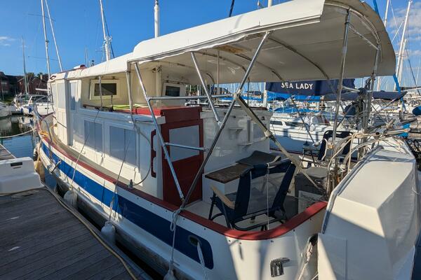 Petite Fleur 30ft Ho Hsing Yacht For Sale