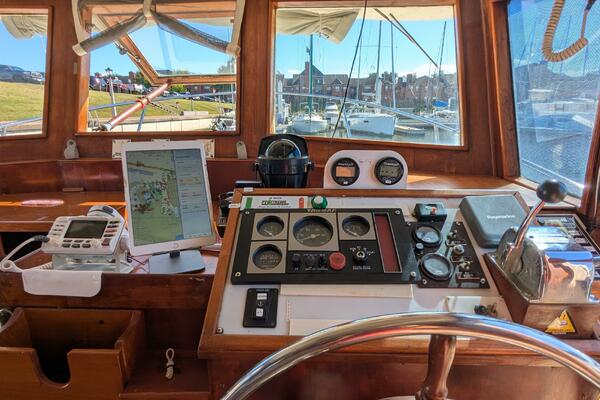 Petite Fleur 30ft Ho Hsing Yacht For Sale