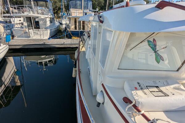 Petite Fleur 30ft Ho Hsing Yacht For Sale