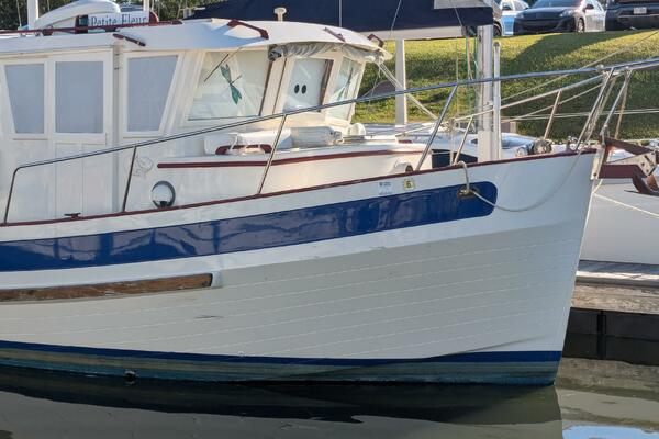 Petite Fleur 30ft Ho Hsing Yacht For Sale