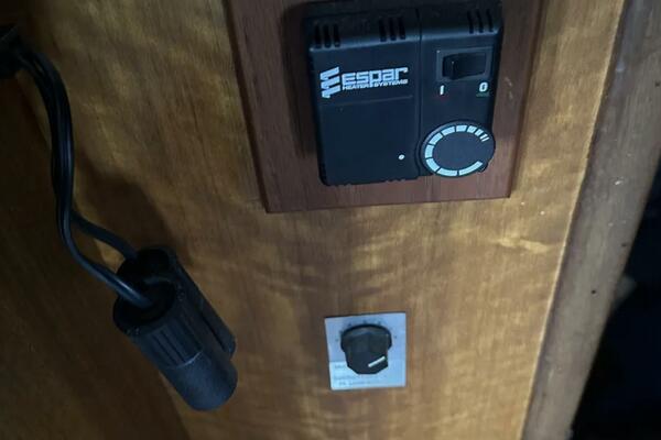 Apple 1 60ft Hatteras Yacht For Sale