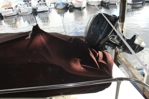 Apple 1 60ft Hatteras Yacht For Sale