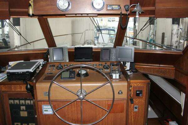 Hatteras 58 Yachtfish Yacht For Sale