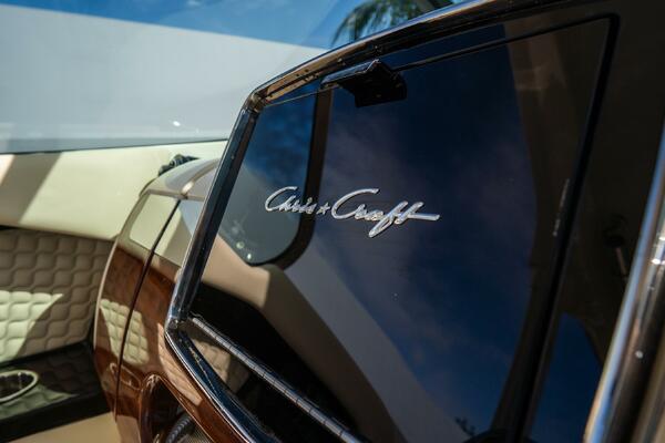 31 Launch GT 31ft Chris Craft Yacht For Sale