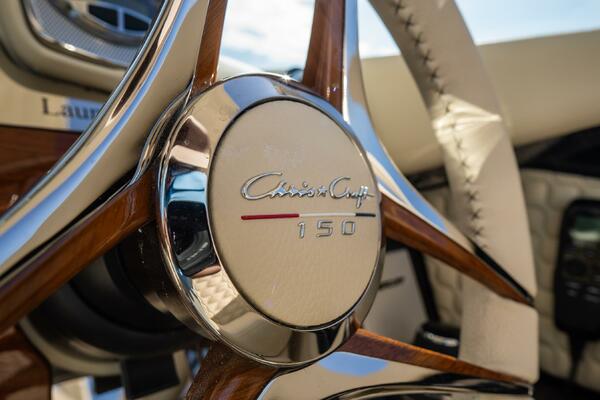 31 Launch GT 31ft Chris Craft Yacht For Sale