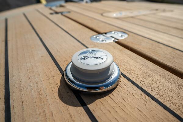 31 Launch GT 31ft Chris Craft Yacht For Sale