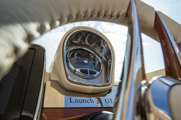 31 Launch GT 31ft Chris Craft Yacht For Sale