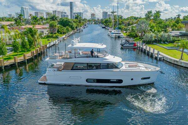 Azimut Magellano 66 Yacht For Sale